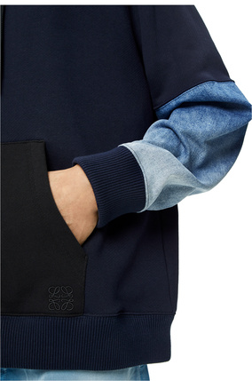 LOEWE Sudadera con capucha en técnica patchwork de algodón Negro/Marino Oscuro