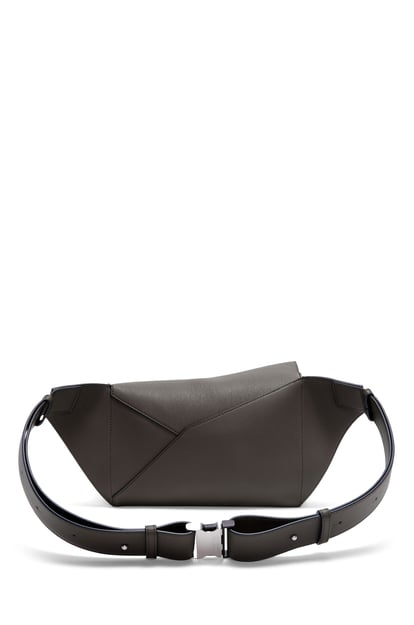 LOEWE Small Puzzle bumbag in classic calfskin 深灰色 plp_rd