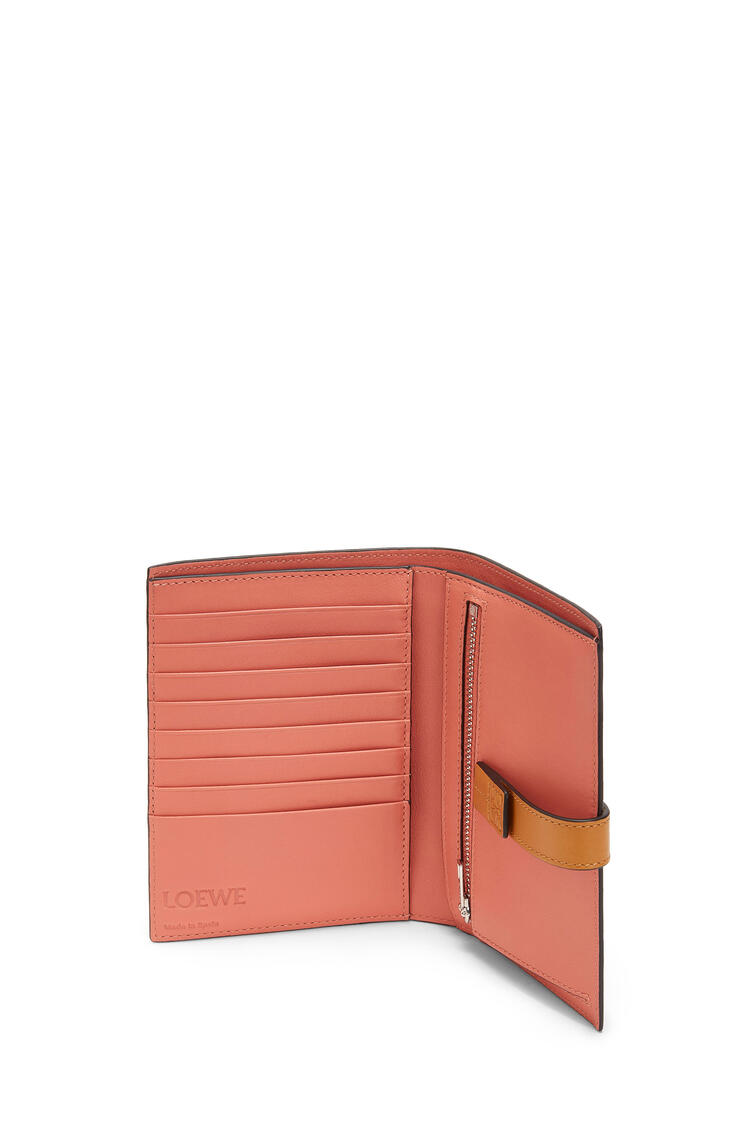 LOEWE Medium vertical wallet in soft grained calfskin Light Oat/Honey pdp_rd