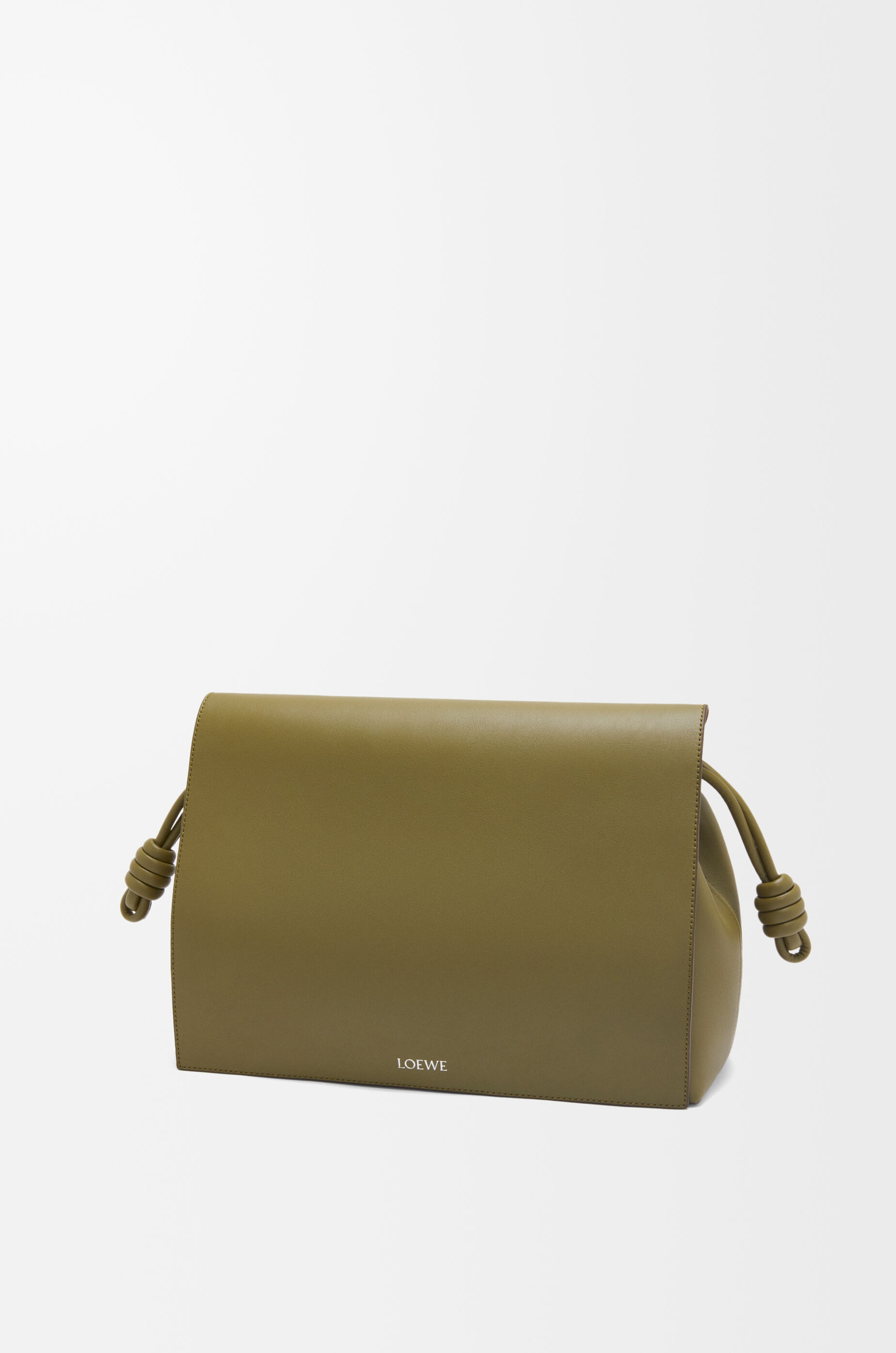 フラメンコ サッチェル（シャイニーサプルカーフ） グリーン - LOEWE