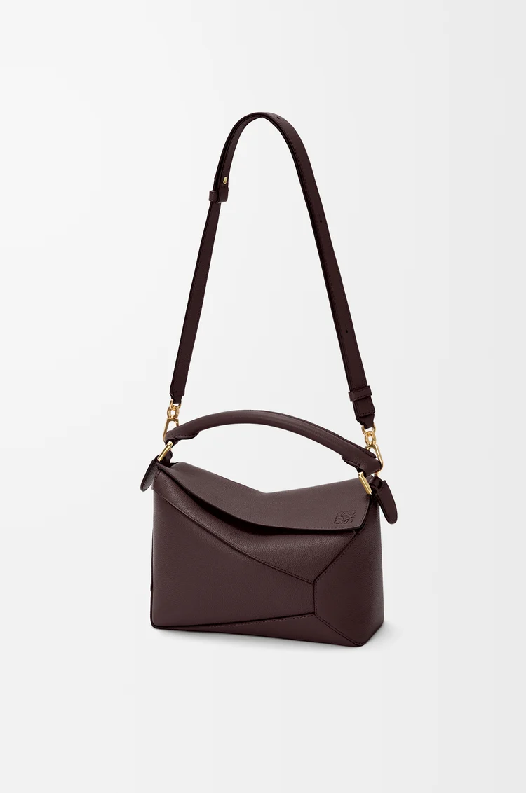 LOEWE Petit sac Puzzle Edge en cuir de veau grainé souple Brownie Foncé