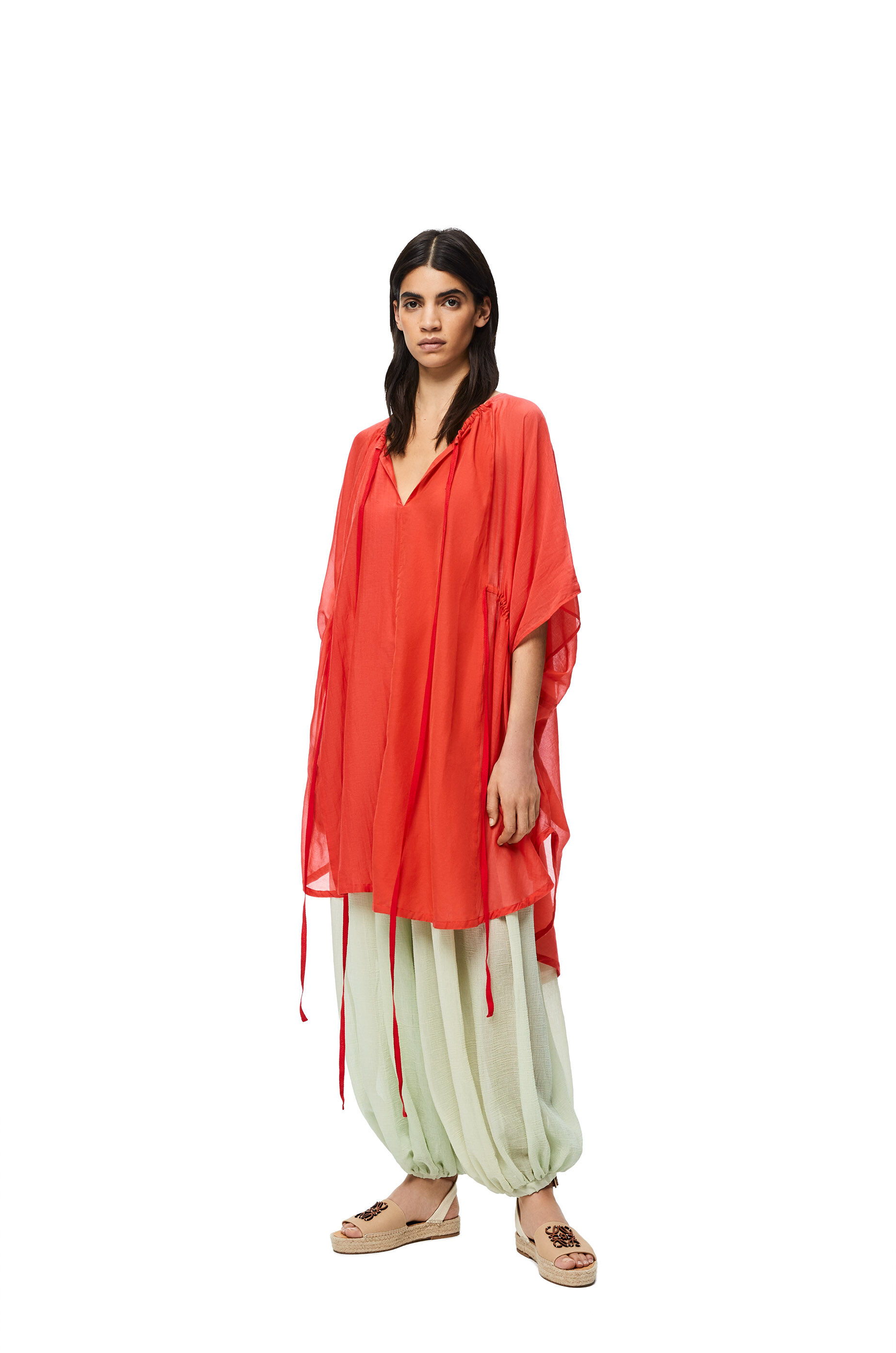 ウィメンズ ラグジュアリーワンピース