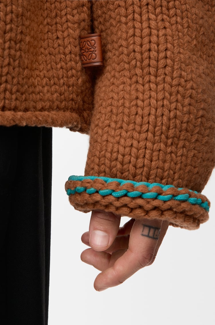 LOEWE Jersey de cuello alto en lana Marrón Claro