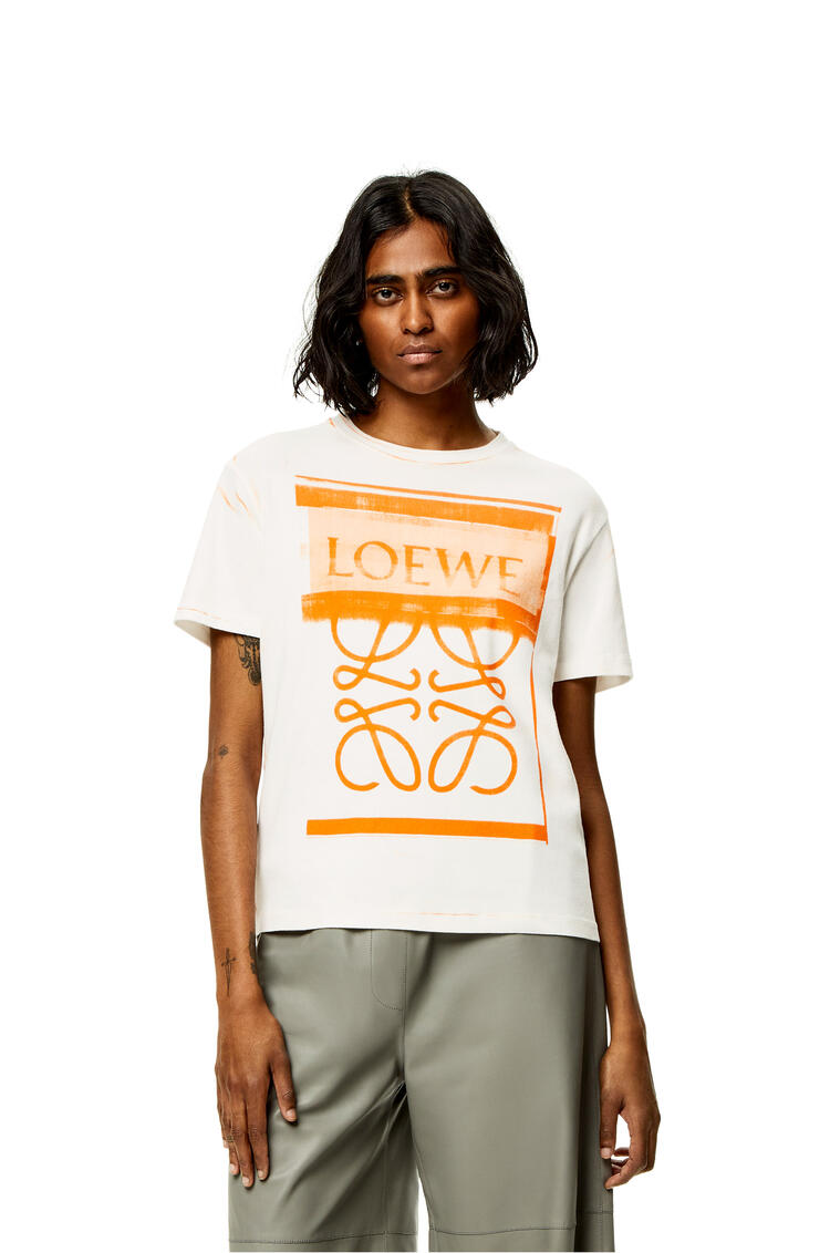 LOEWE Camiseta en algodón con anagrama de LOEWE Blanco/Naranja pdp_rd