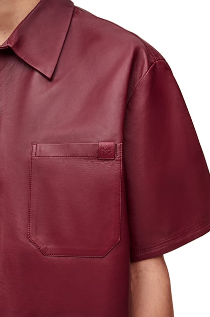 LOEWE Short sleeve shirt in nappa lambskin Bordeaux plp_rd