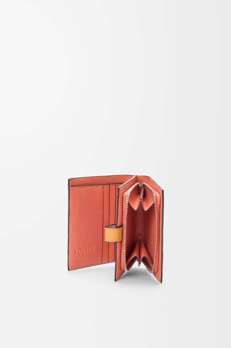 LOEWE Cartera compacta con cremallera en piel de ternera Avena Claro/Miel