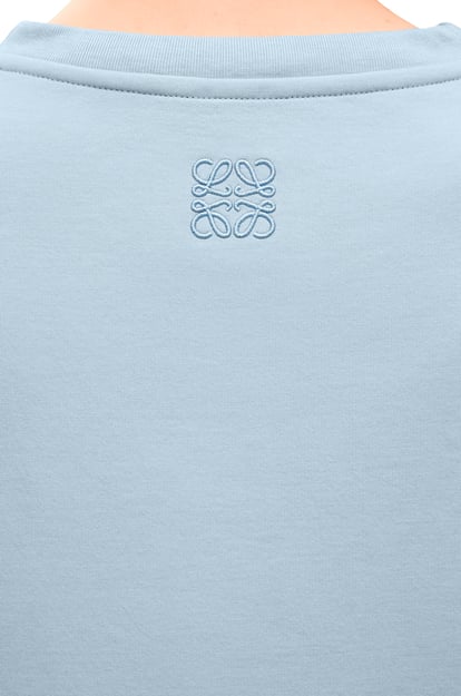 LOEWE Camiseta de corte boxy en mezcla de algodón Azul Palido plp_rd