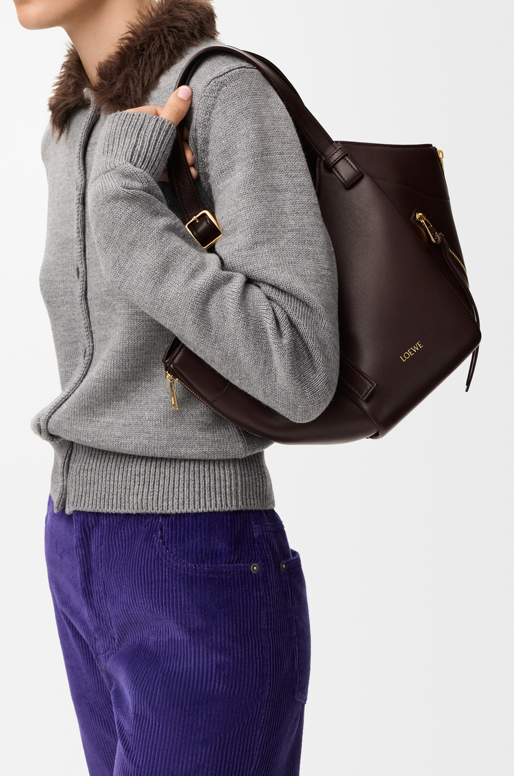 LOEWE ハンモック フリップ バッグ（クラシックカーフ） ダークブラウニー