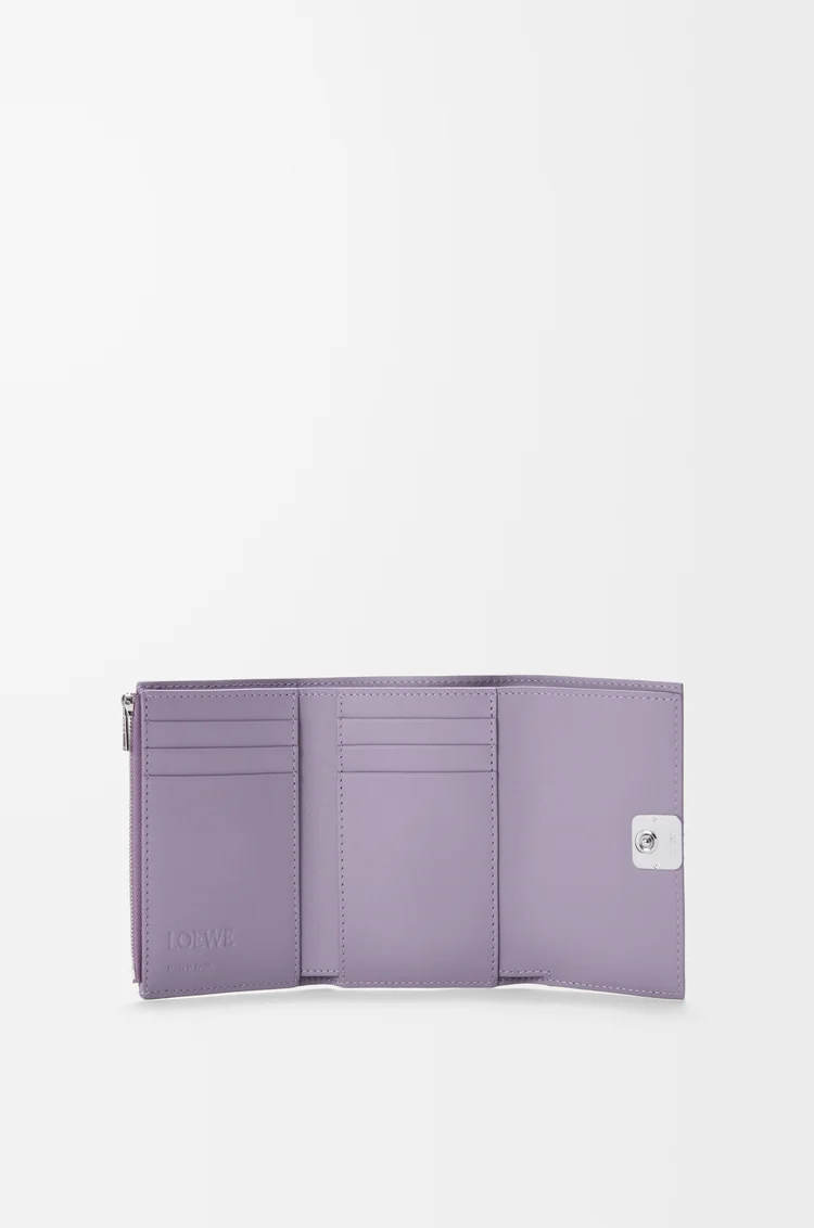LOEWE Petit portefeuille vertical Anagram en cuir de veau grainé Dirty Mauve