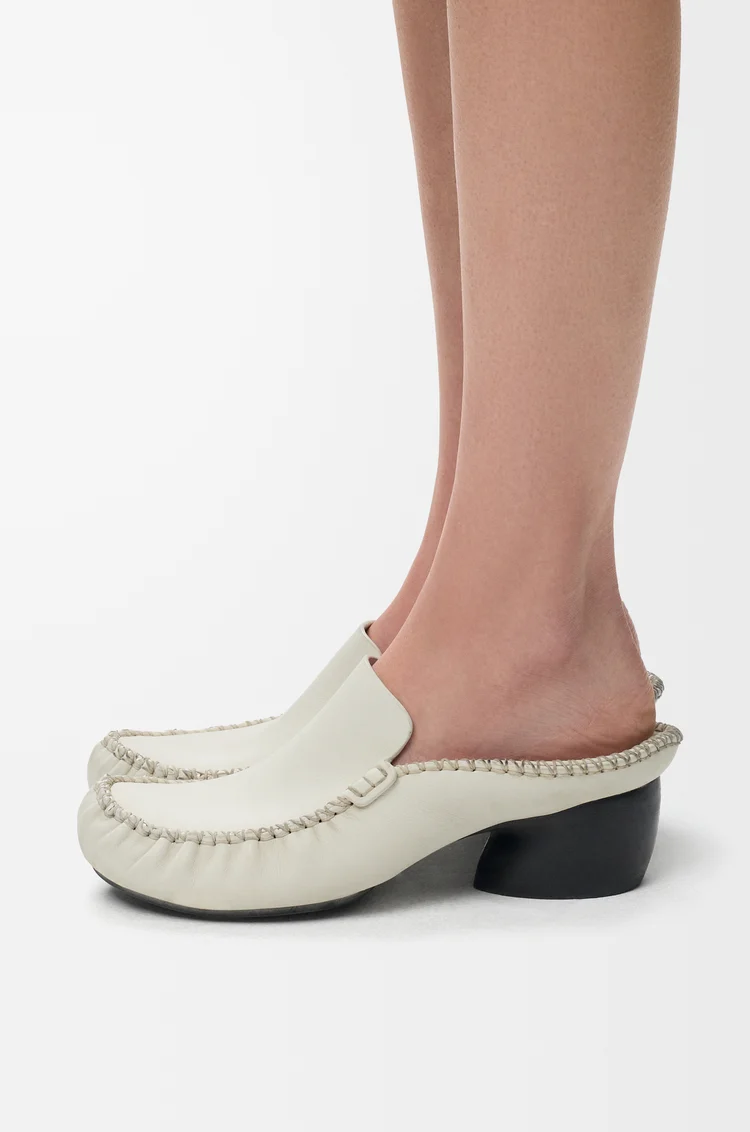 LOEWE Mocasín Oval en piel de ternera suave Blanco