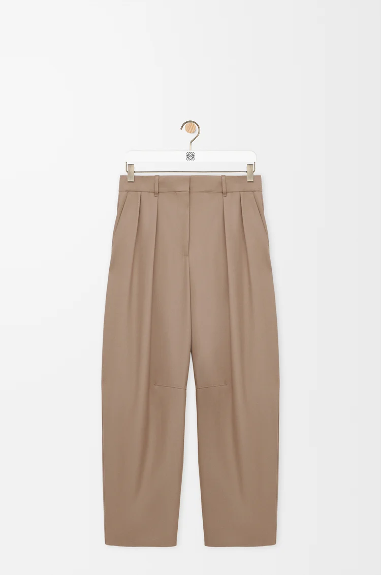 LOEWE Pantalón barrel en lana Arena