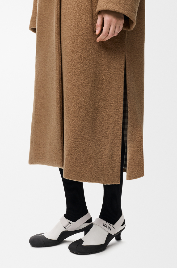 LOEWE Abrigo en cashmere Beige