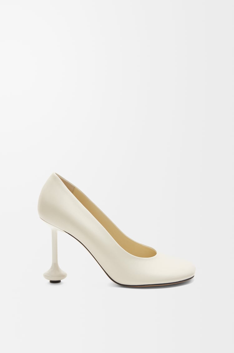 LOEWE Toy pump in goatskin White