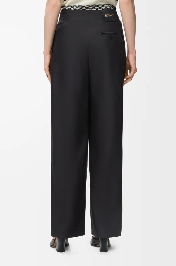 LOEWE Hose mit Gürtel aus Wolle und Seide Schwarz