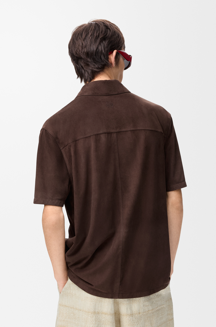 LOEWE 麂皮山羊皮短袖襯衫 深棕色