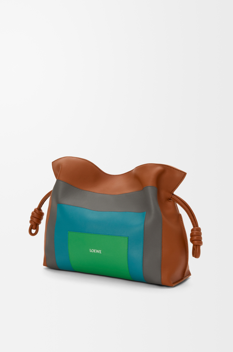 LOEWE Medium Flamenco clutch in nappa calfskin Caramel/Bright Green