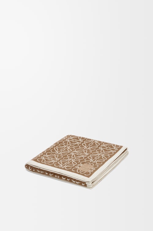LOEWE Anagram towel in cotton Beige plp_rd