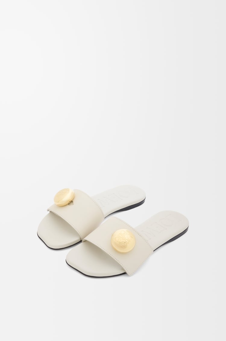 LOEWE Pebble 柔軟小牛皮涼鞋 海鹽色