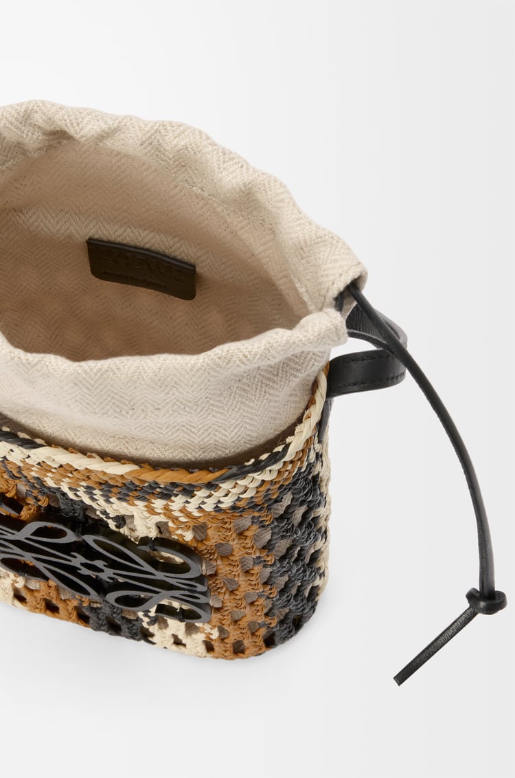 LOEWE Square pocket in iraca palm and calfskin Chocolate/Ochre