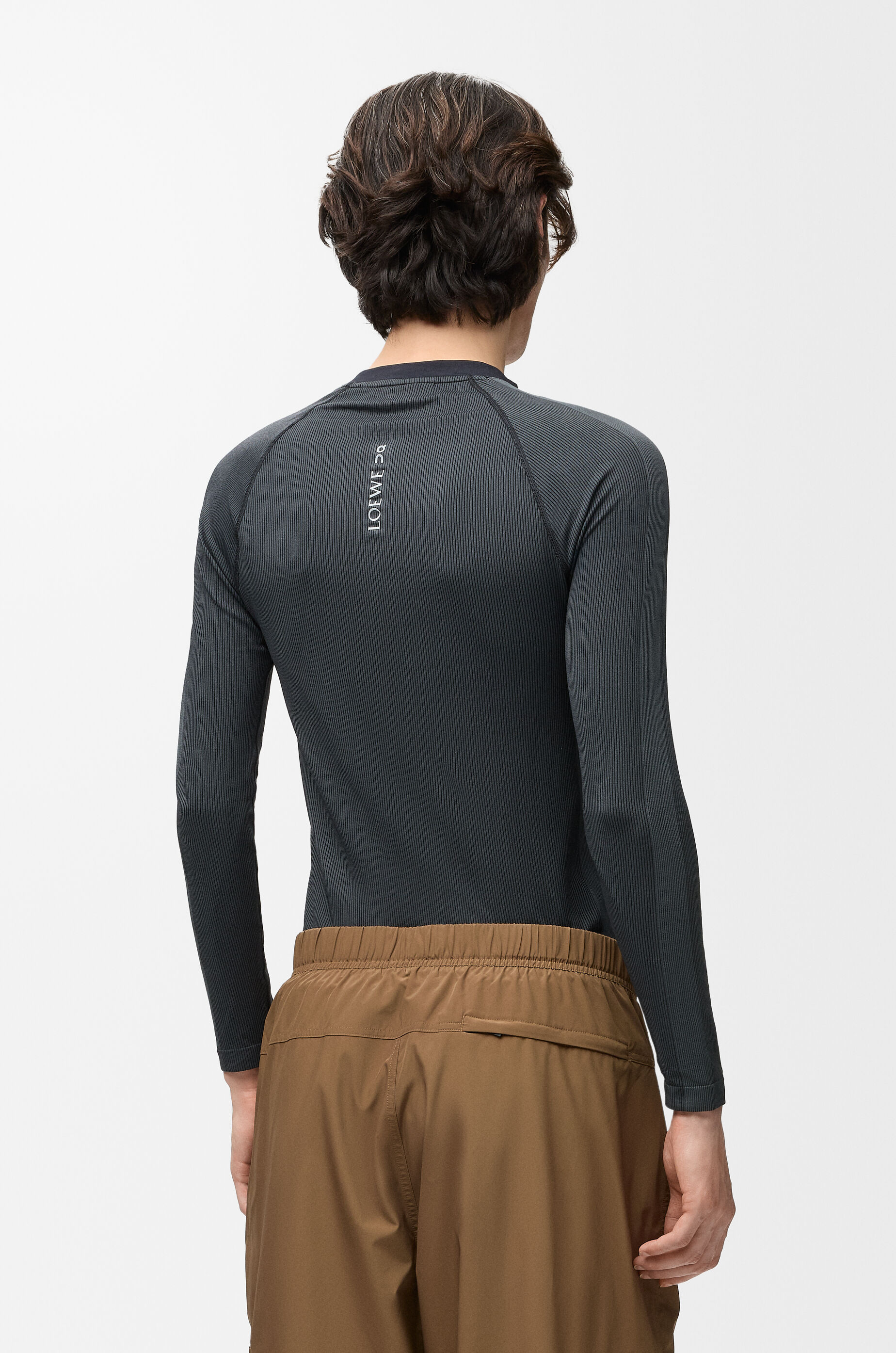 ロングスリーブ トップス（テクニカルジャージー） ブラック - LOEWE