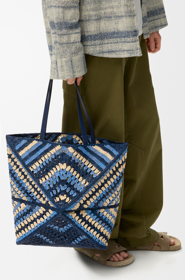 LOEWE XL Puzzle Fold tote in raffia  Navy/Sky Blue