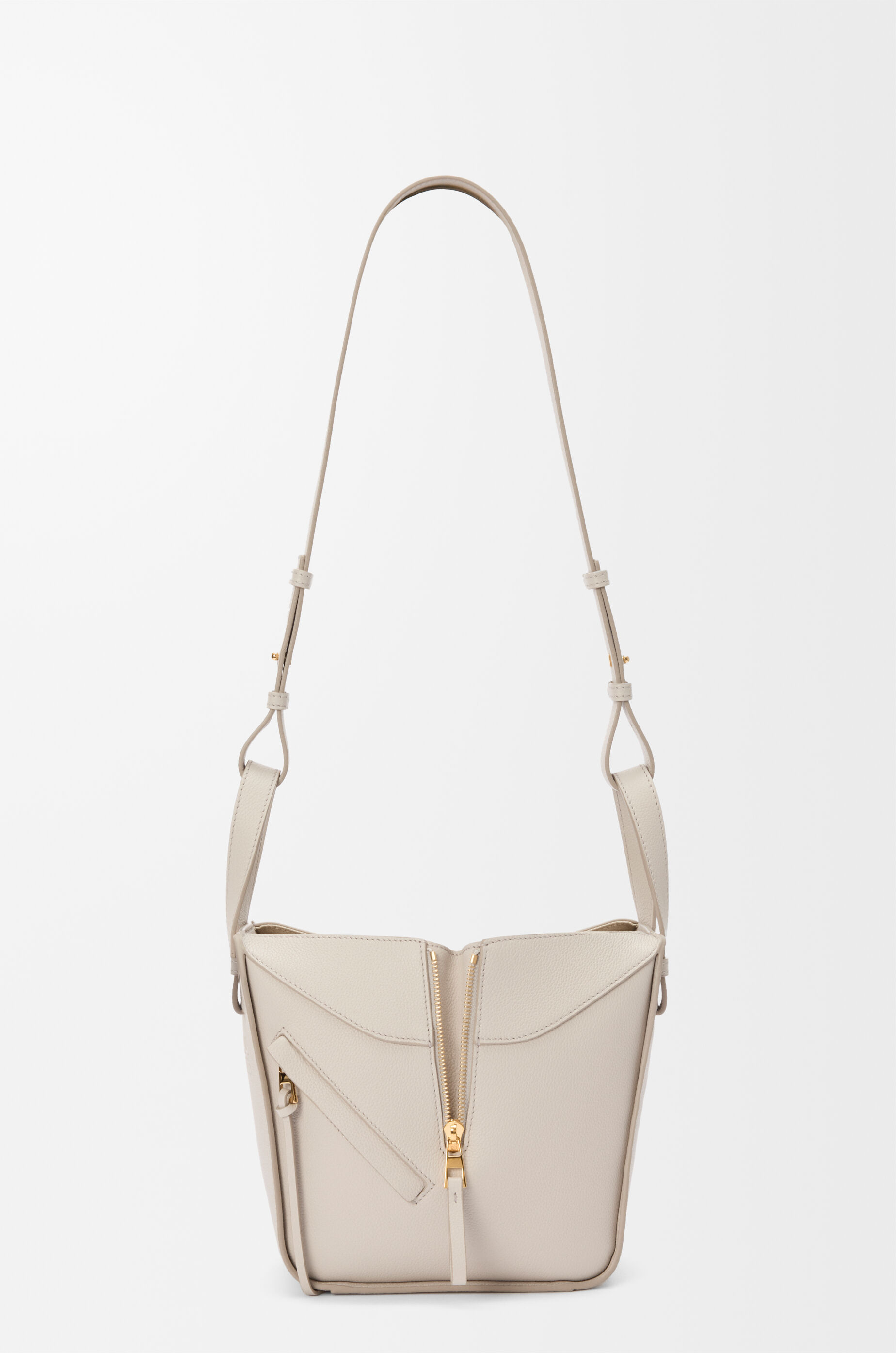 ハンモックバッグ コンパクト（ソフトグレインカーフ） グレー - LOEWE