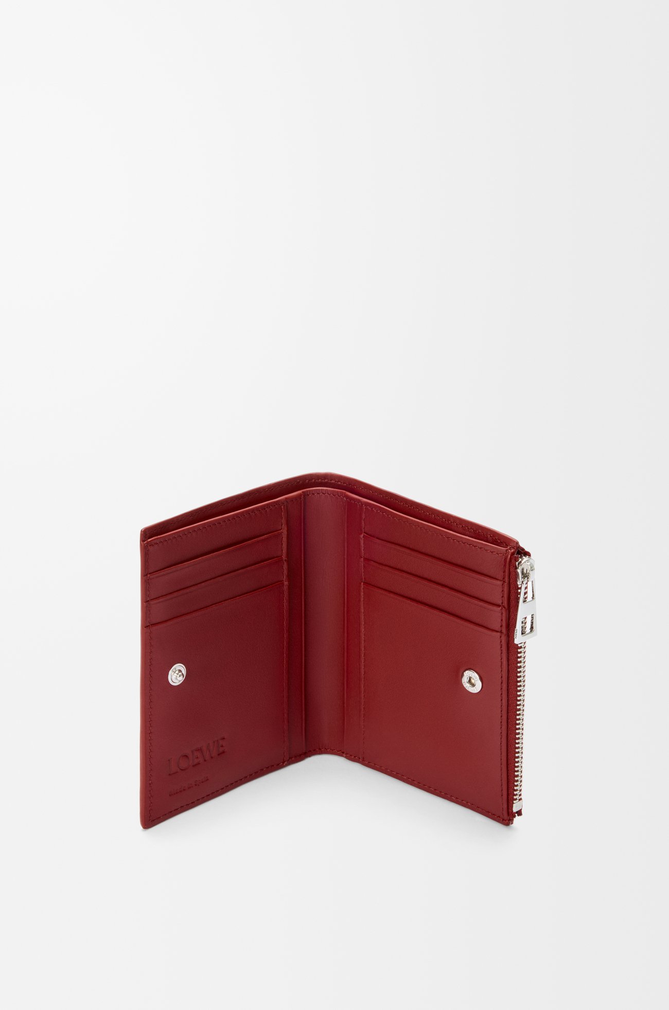 LOEWE Slim compact wallet in classic calfskin Burnt Red