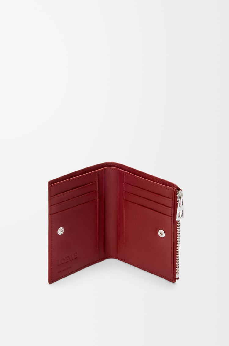 LOEWE Slim compact wallet in classic calfskin Burnt Red
