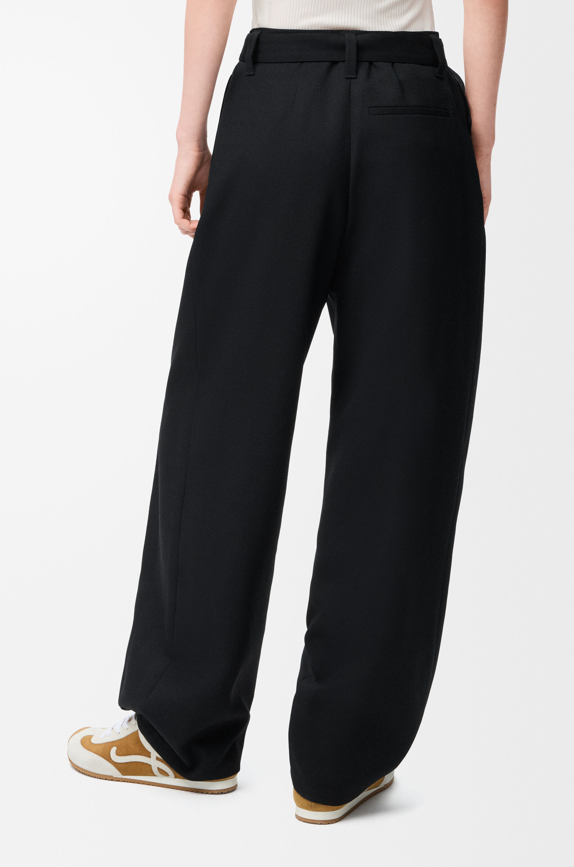 Trousers in wool Black - LOEWE International official website