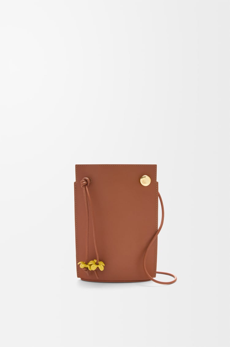 LOEWE ペブル ダイス ポケット（クラシックカーフ） タン/サニー