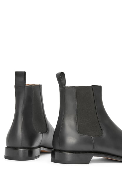 LOEWE Campo chelsea boot in waxed calfskin 黑色 plp_rd
