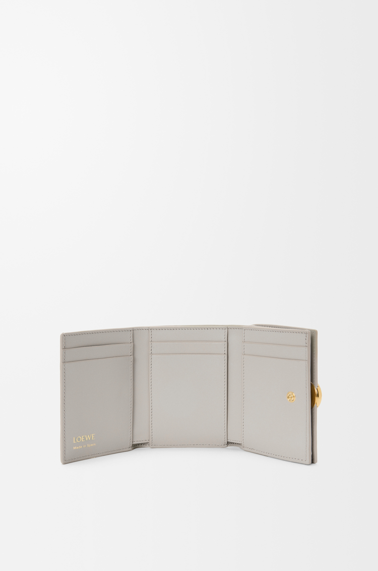 LOEWE Pebble trifold wallet in shiny nappa calfskin Shell Grey