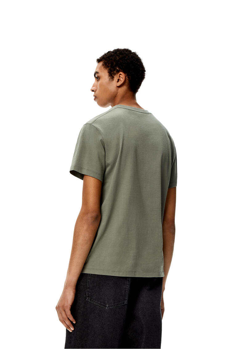 LOEWE Anagram T-shirt in cotton Old Military Green pdp_rd