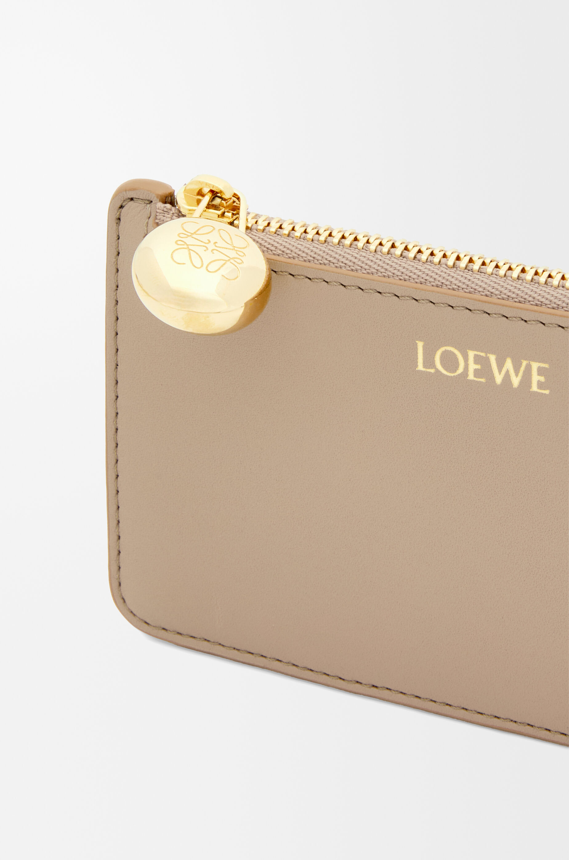 Pebble coin cardholder in shiny nappa calfskin Beige - LOEWE