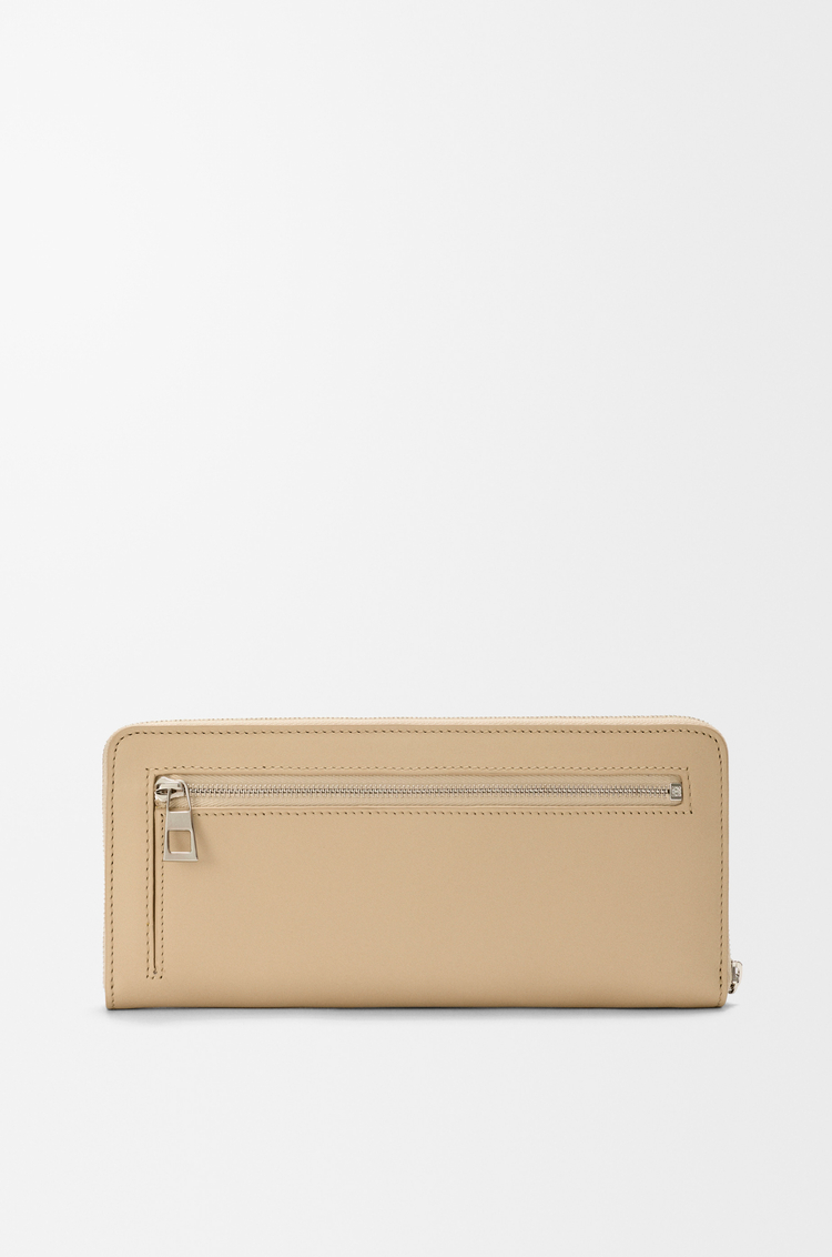 LOEWE Cartera con cremallera Knot en piel napa de ternera brillante Beige/Limón