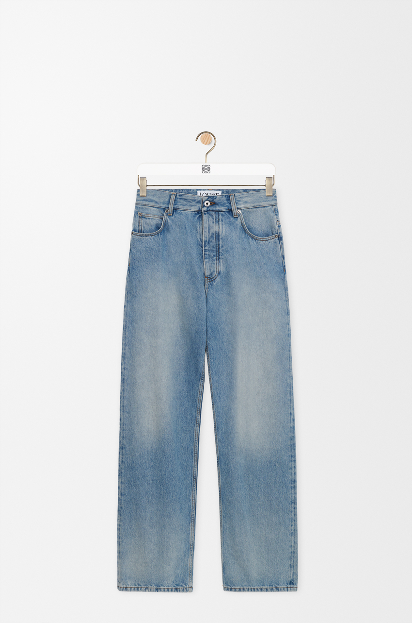 Jeans in denim