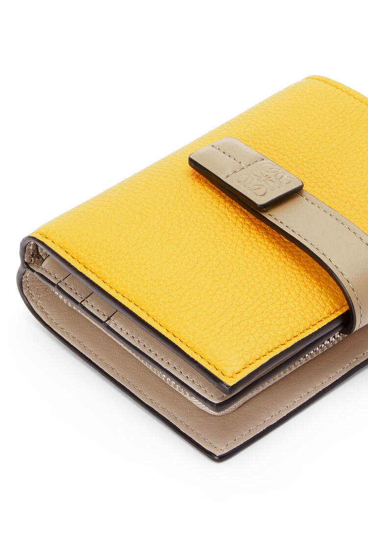 LOEWE Compact zip wallet in soft grained calfskin Yellow/Clay Green