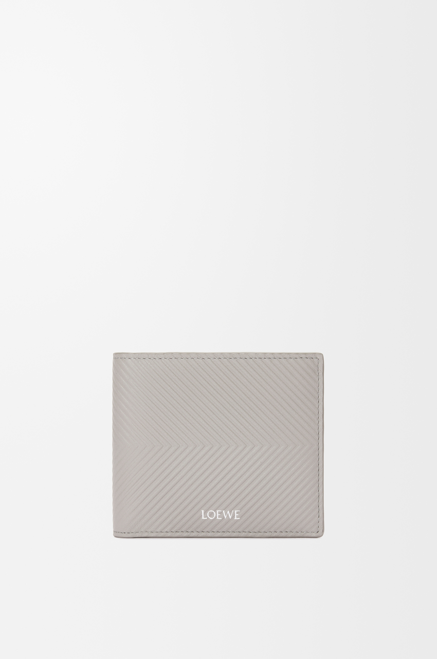 Bifold wallet in textured classic calfskin