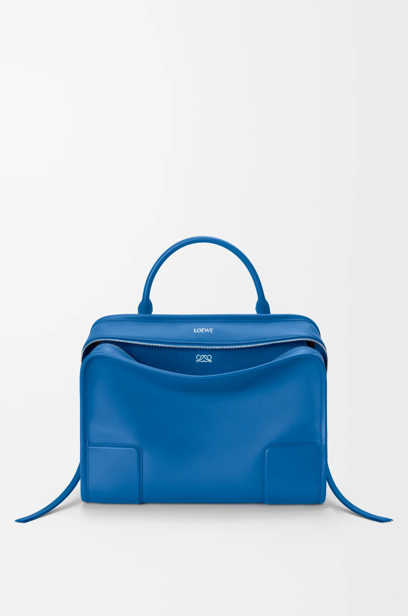 LOEWE Bolso Amazona 180 grande en piel de ternera suave Azur Real