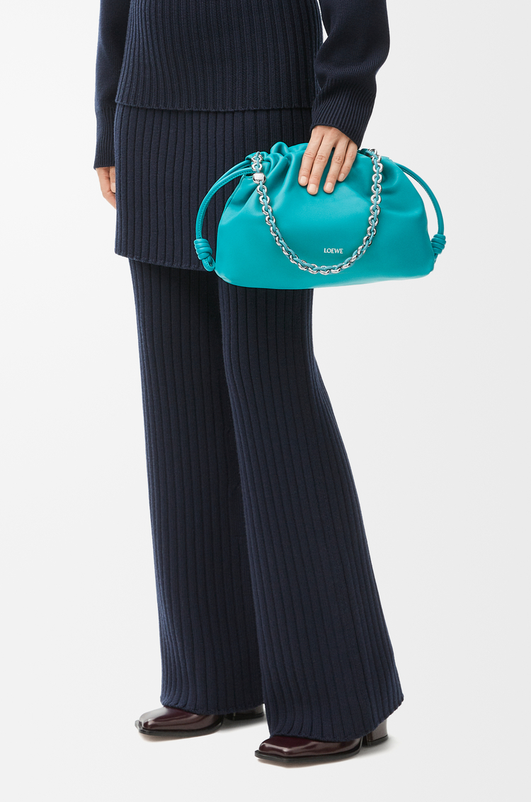 LOEWE Bolso Flamenco Purse mediano en piel napa de cordero Turquesa Intenso