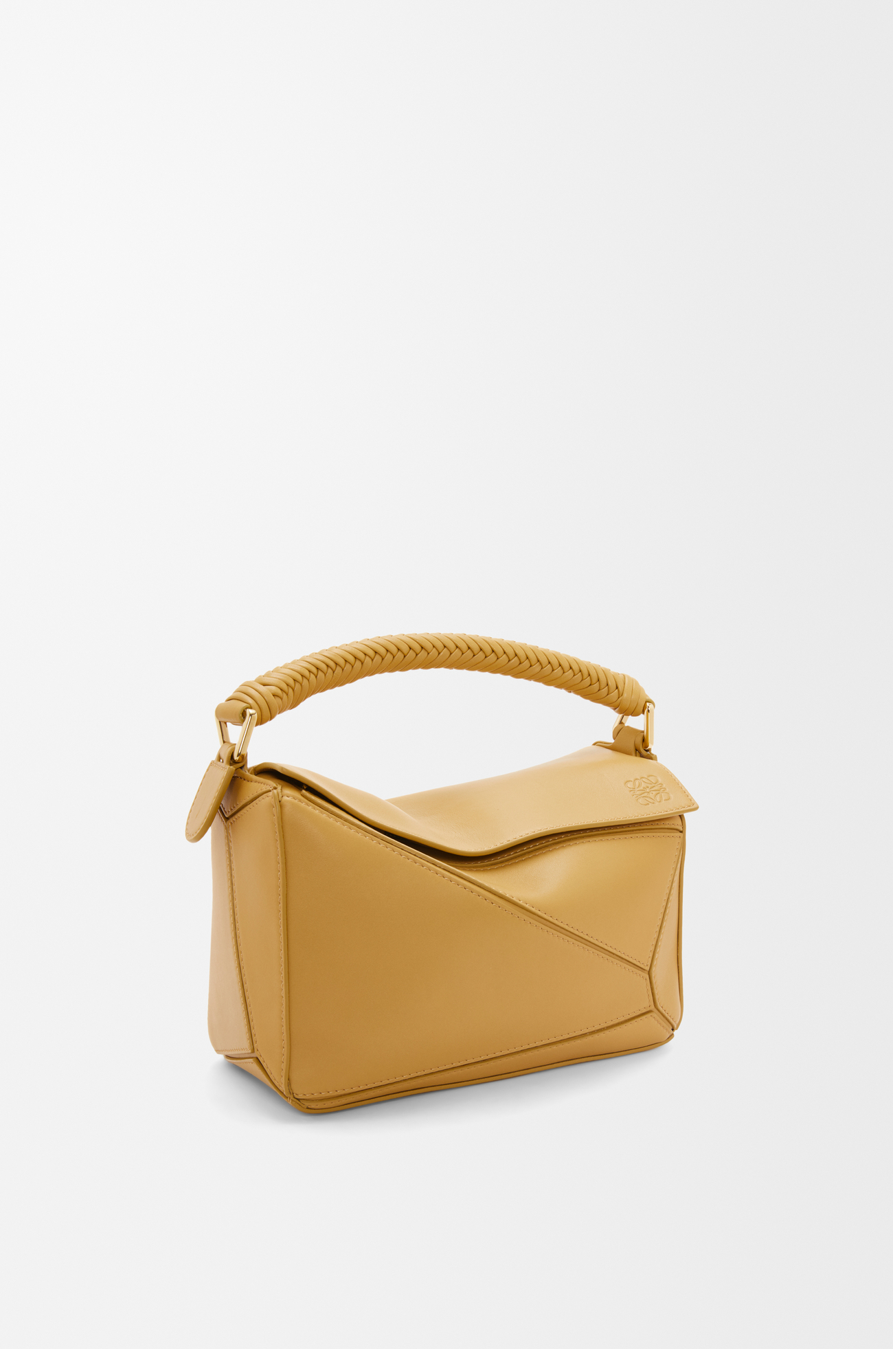 LOEWE Bolso Puzzle pequeño en piel de ternera Sáhara