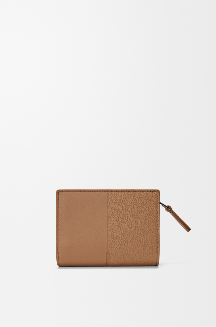 LOEWE デュエット コンパクトウォレット（スムースカーフ&グレインカーフ） モカ