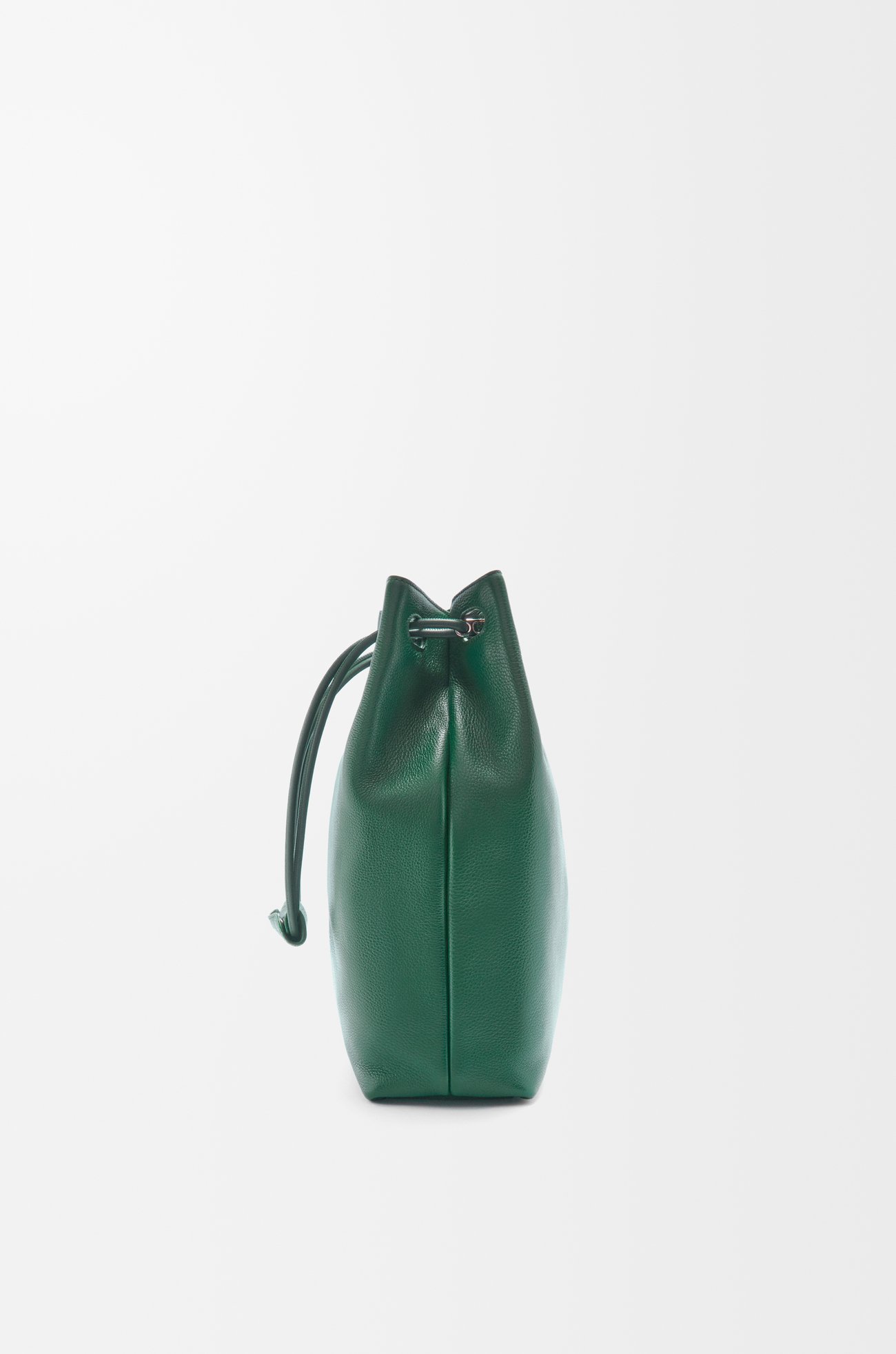 LOEWE Pebble hobo in supple grained calfskin Evergreen