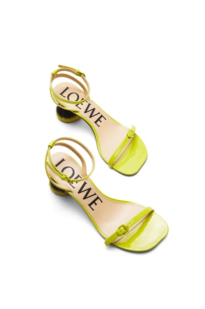 LOEWE Petal brush heel sandal in patent lambskin 萊姆色 plp_rd
