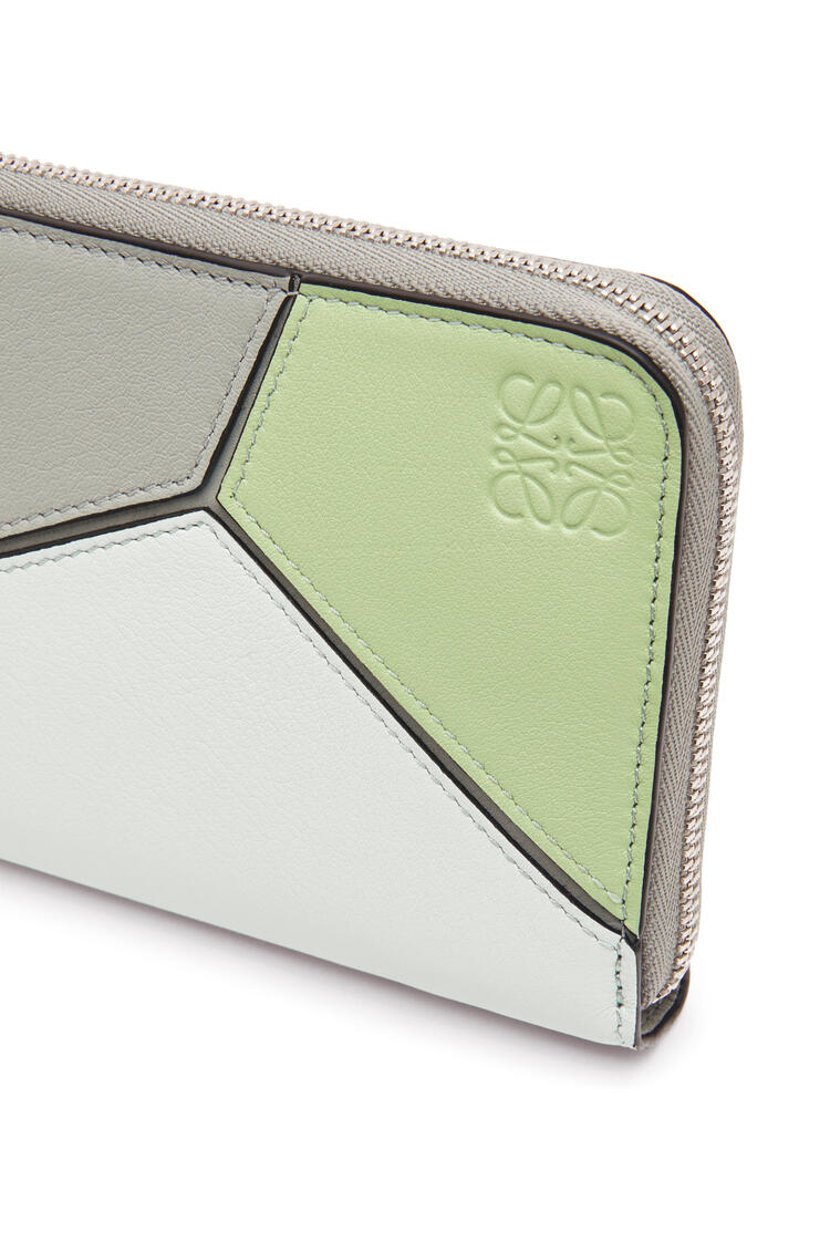 LOEWE Puzzle zip around wallet in calfskin Ash Grey/Light Celadon
