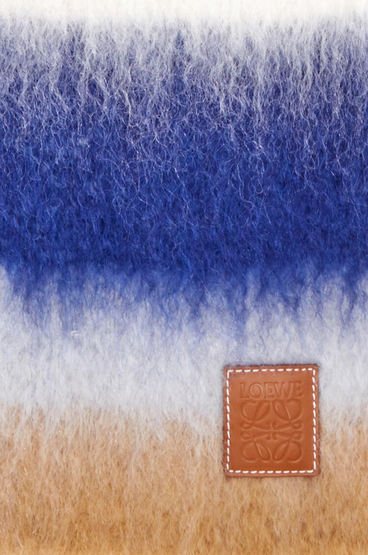 LOEWE Bufanda en lana mohair con rayas Marino/Multicolor
