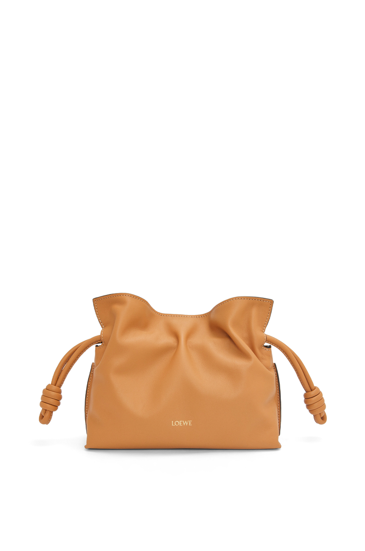 LOEWE Bolso Flamenco Clutch mini en piel napa de ternera Desierto Cálido