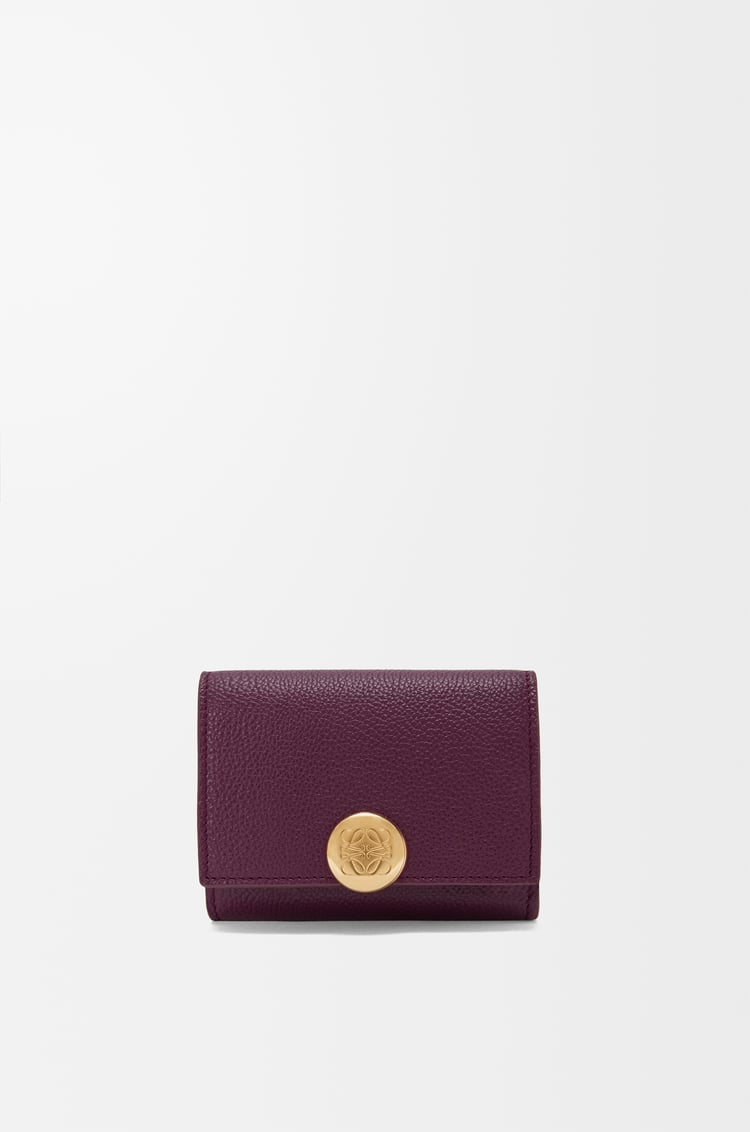 LOEWE Pebble trifold wallet in pebble grain calfskin Plum