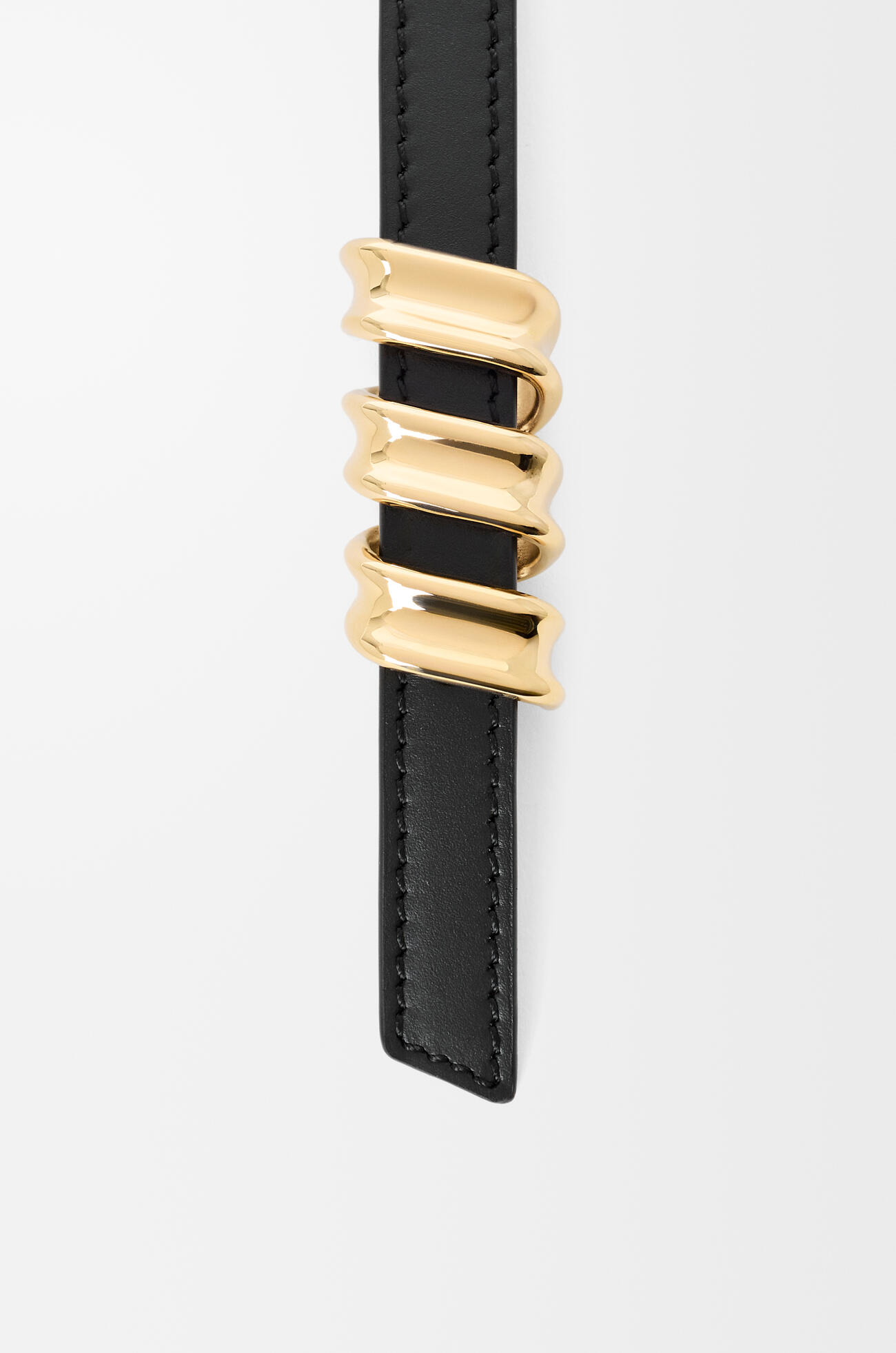 LOEWE Cinturón Coil reversible en piel de ternera lisa Negro/Rojo Cobre Rosado/Dorado