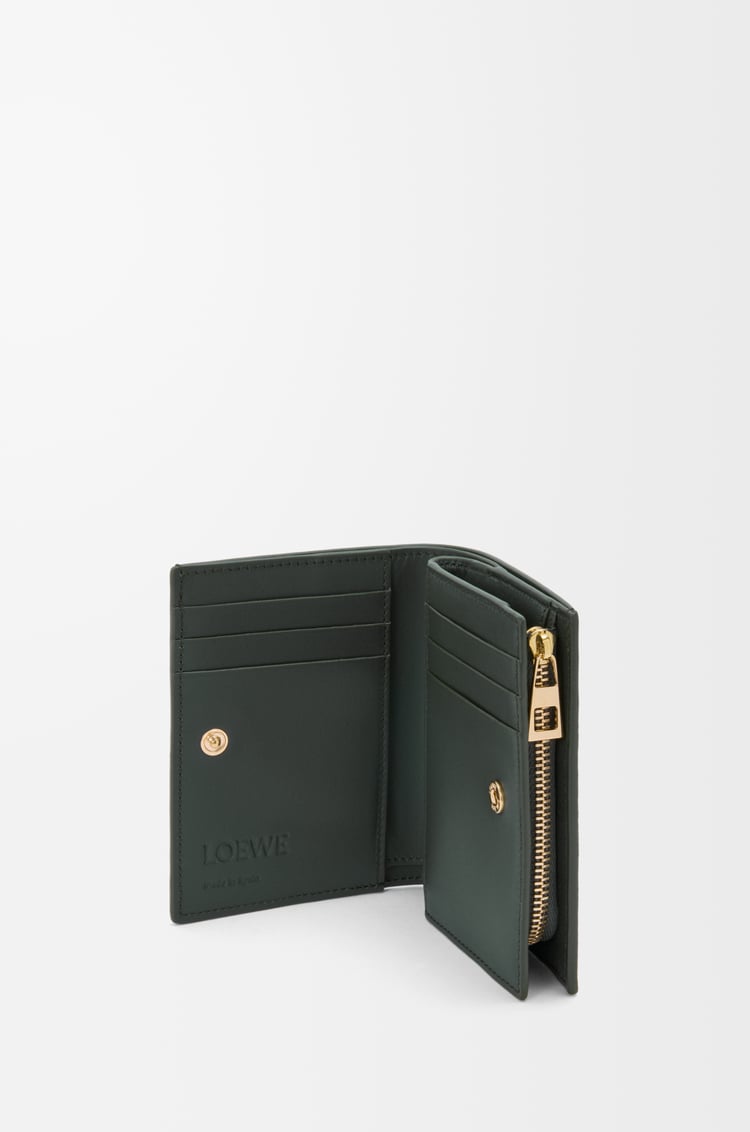 LOEWE コンパクト ウォレット（ナパカーフ） ボトルグリーン/オークル